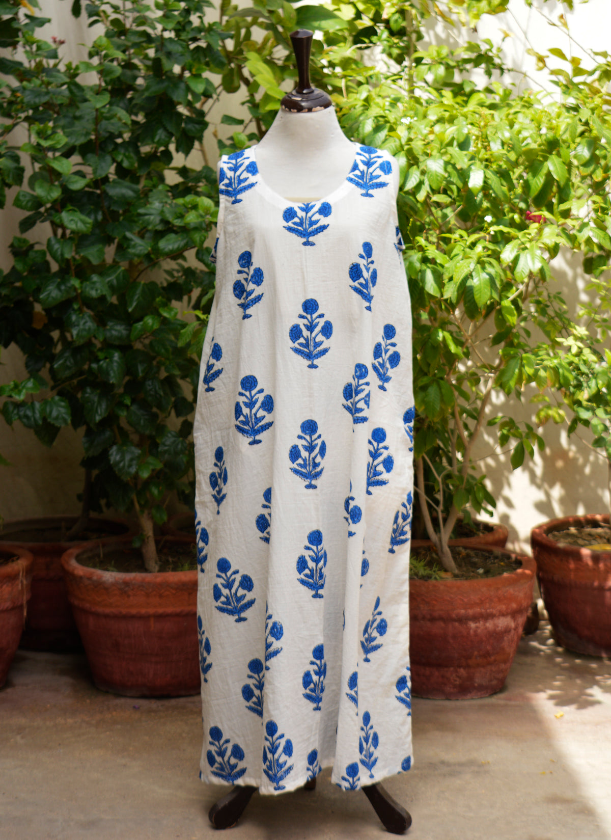 Daisy Bloom sleeveless summer midi dress with floral artisan block print