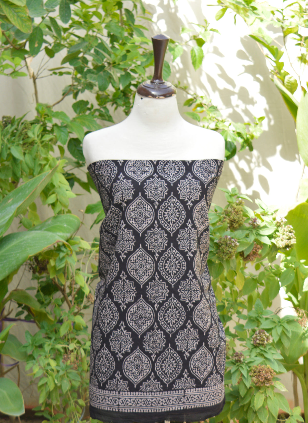 Organic dyed Ajrak set in black – hand block printed badam design