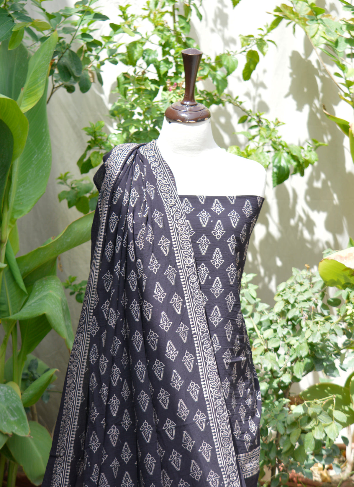 Traditional Ajrak Dress Floral Butti Design in Black – Eco-Friendly Handcrafted Lawn Fabric Set