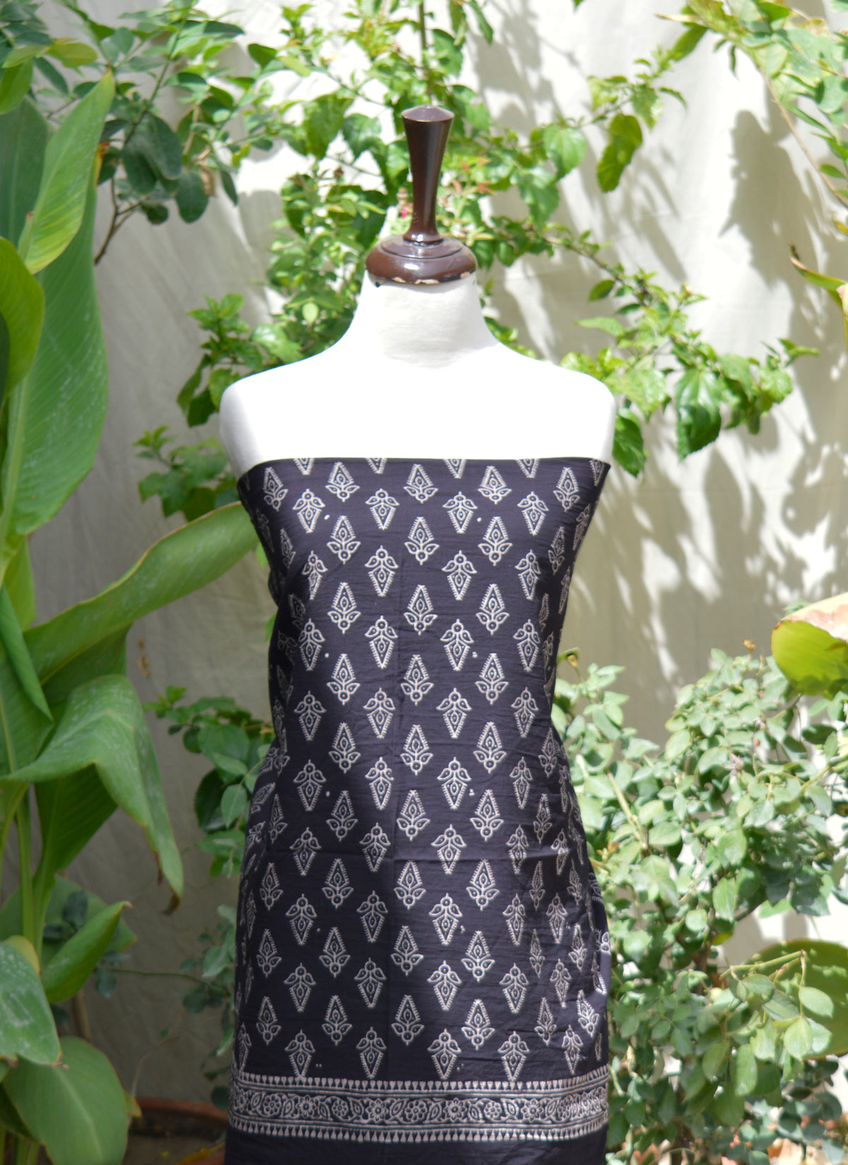 Hand Block Printed Ajrak Two-Piece in Black Floral Butti – Sustainable Organic Dye Shirt and Dupatta
