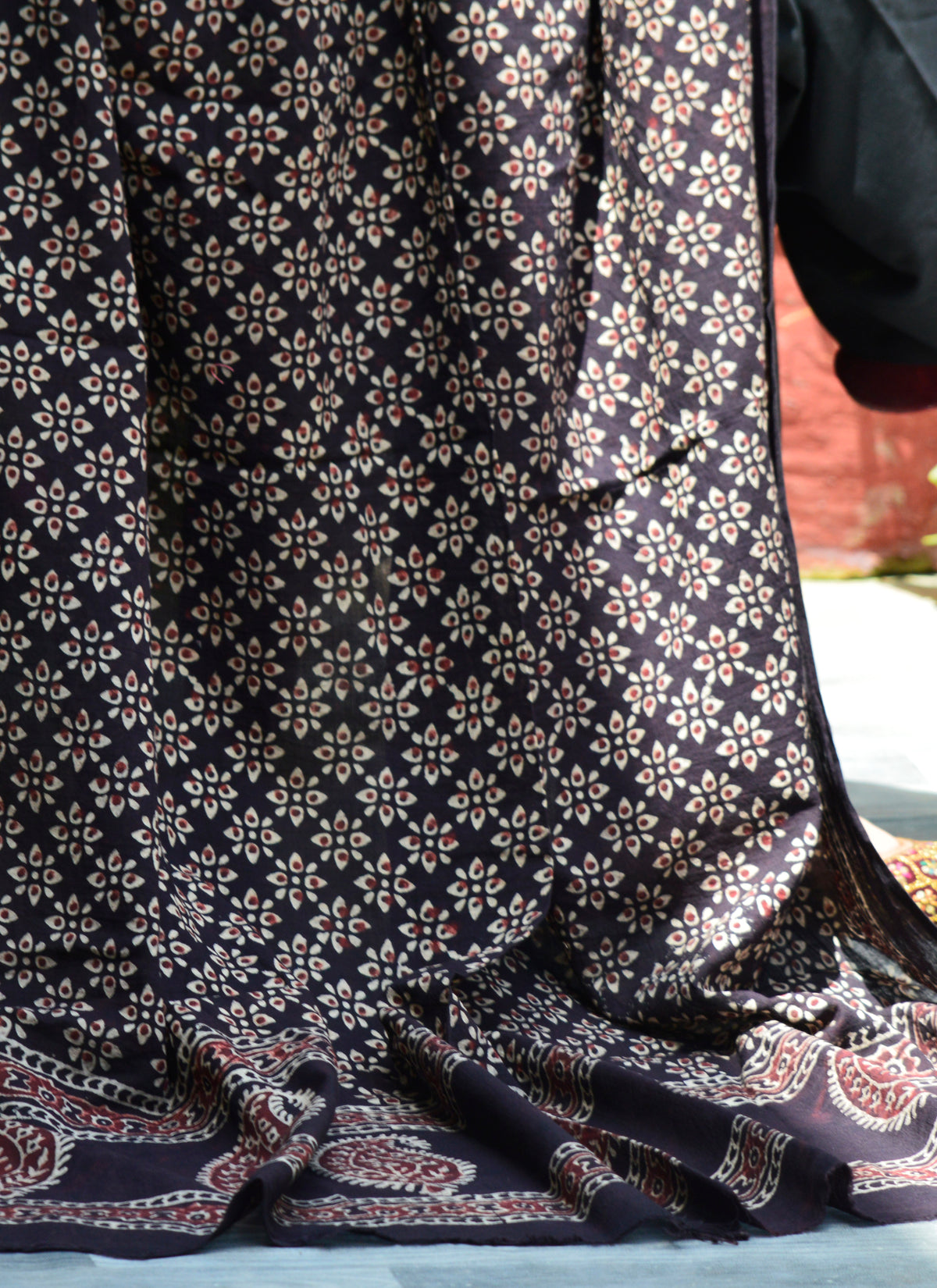 Traditional black Ajrak odhni – floral print, organic hand dyed