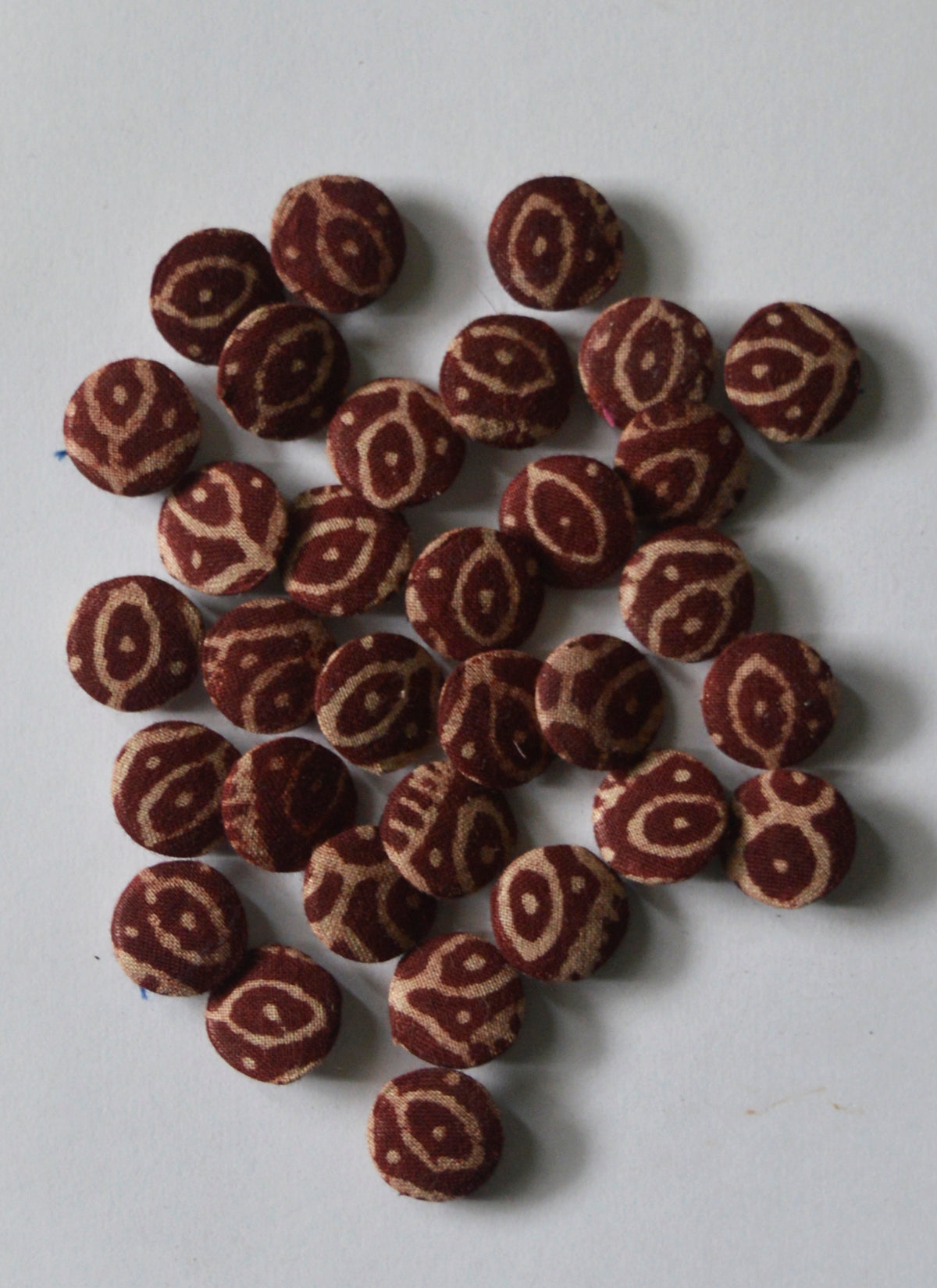 Ajrak Handmade Buttons, Ocular Maroon Red, Set of 6 (13mm)