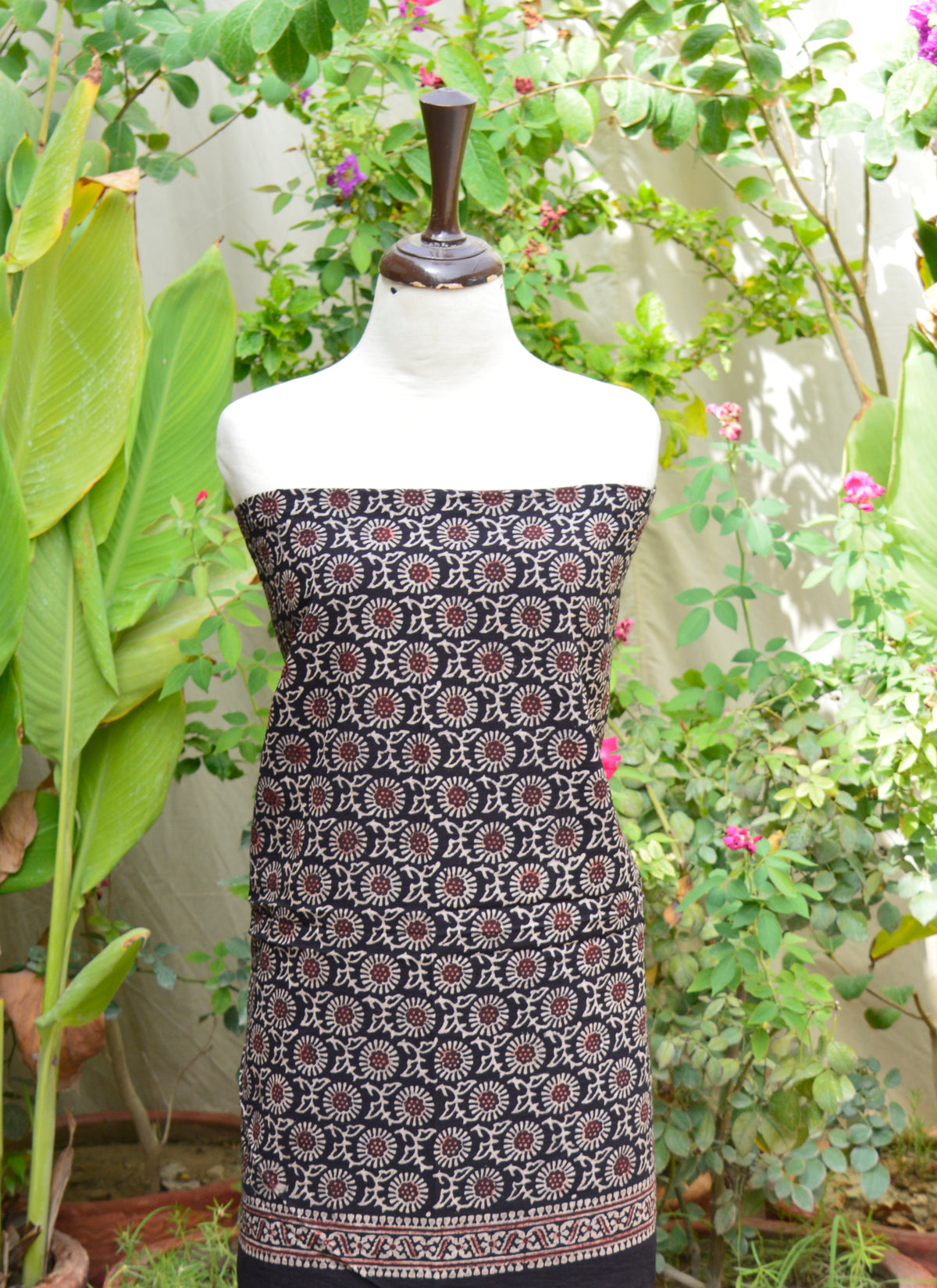 Traditional Sindhi Ajrak Set – Midnight Black Floral Print on Premium Lawn