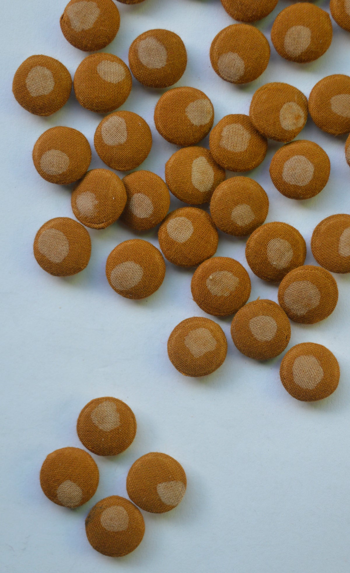 Ajrak handmade fabric buttons Zard polka dot set of 6, 13mm organic dye.