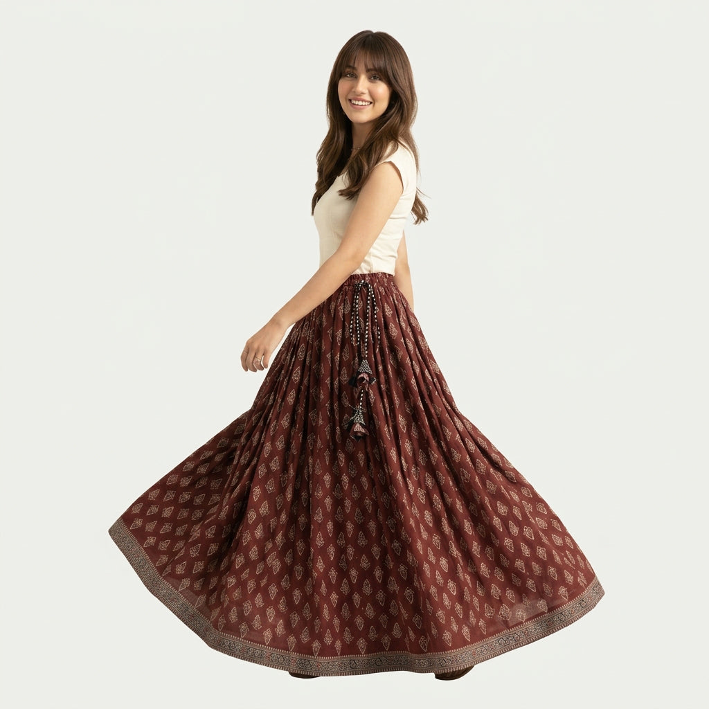 Long Ajrak maxi skirt with an elegant high-volume silhouette