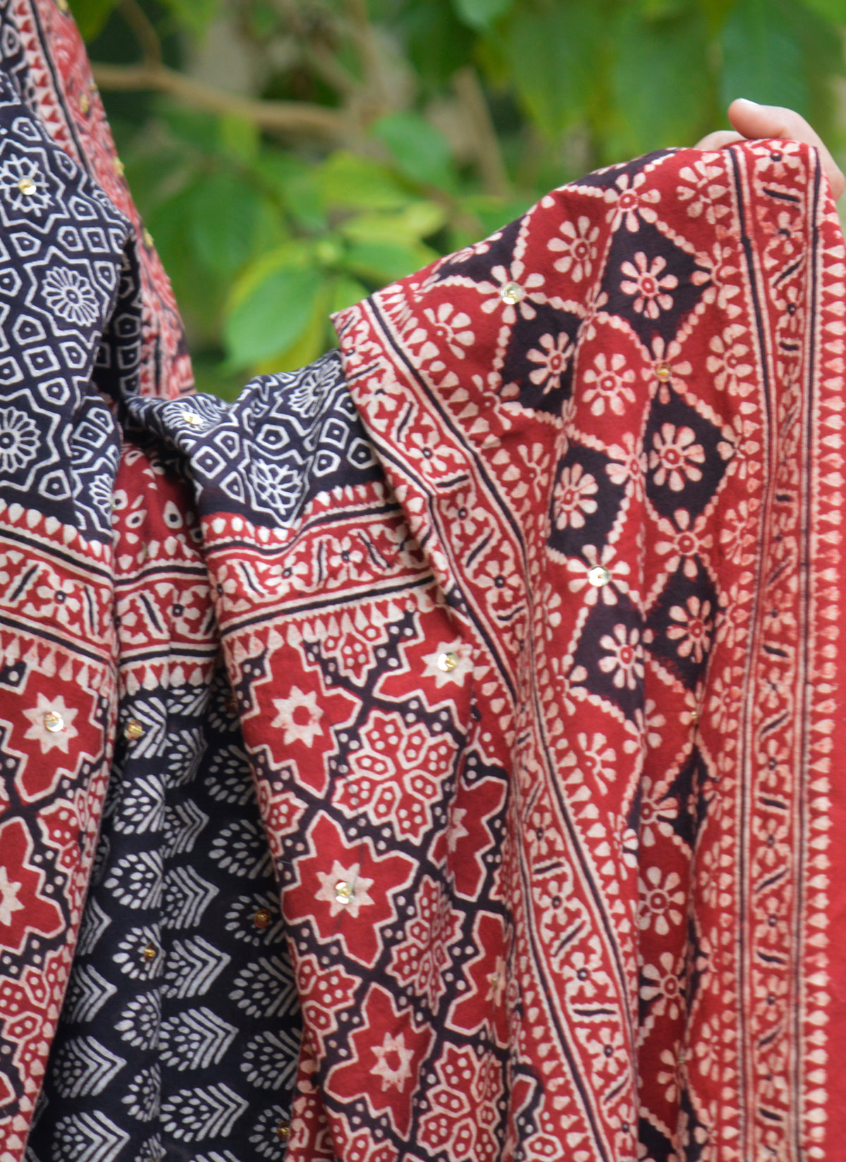 Ajrak Multi-Blocks Chaadar Lawn – Hand Block Printed Geometric Maroon & Black