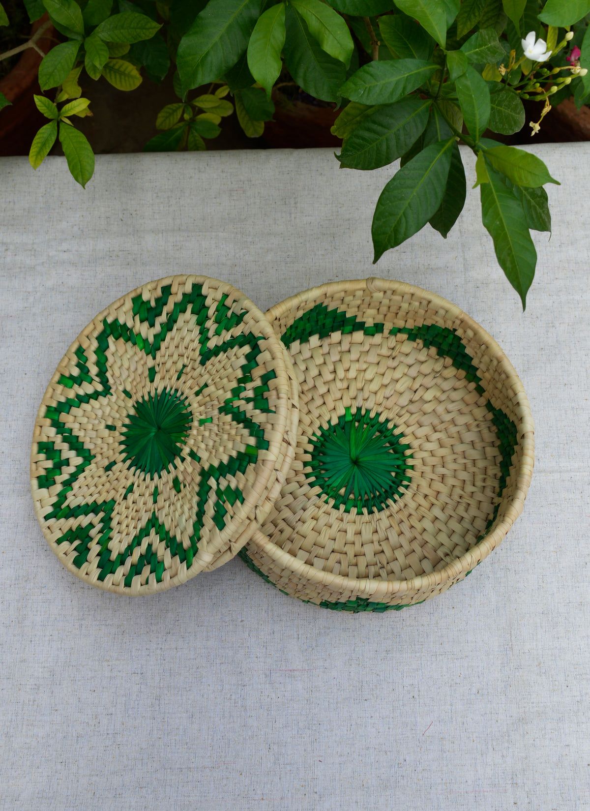 Hand woven palm leaf green geometrical design bread basket eco artisan roti dan