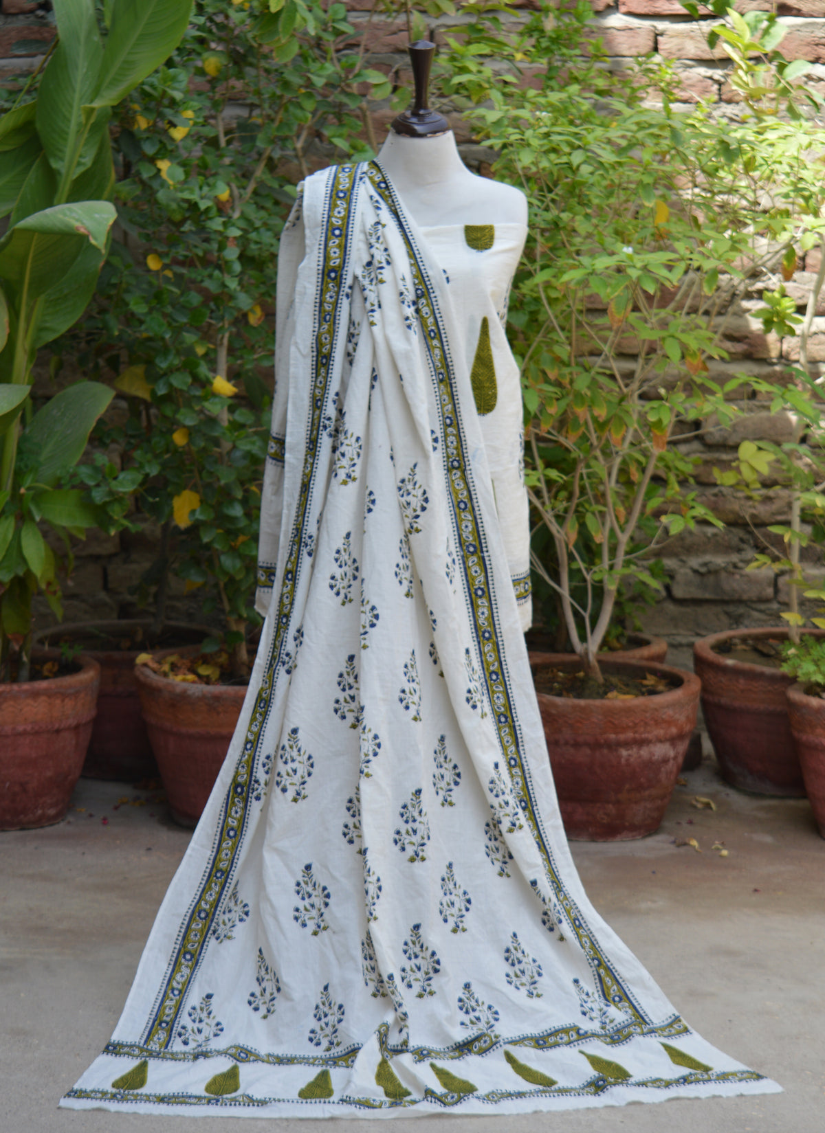 Unstitched cotton shirt and dupatta featuring traditional Sanganeri floral leaf hand block printing