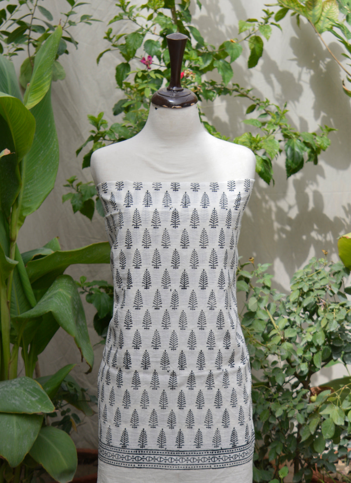 Handcrafted mountain butta design on premium lawn fabric for everyday wear