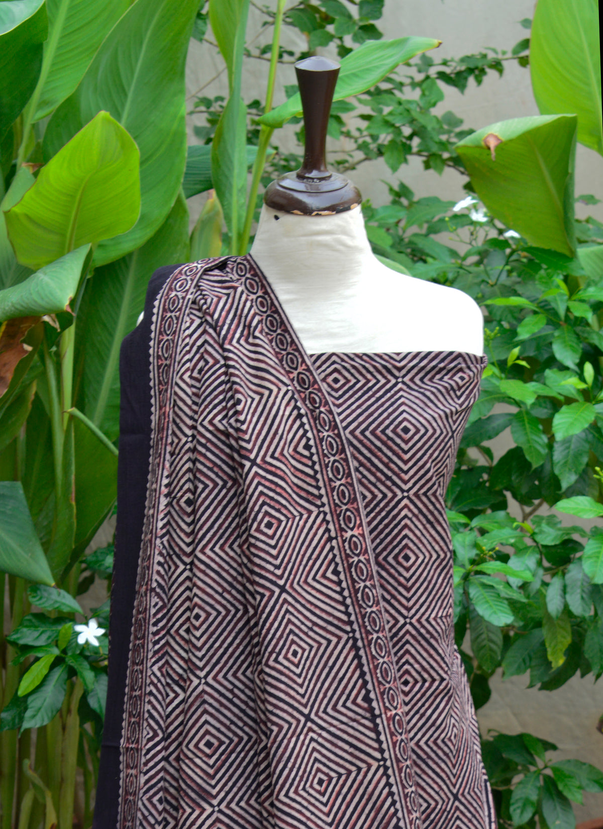 Organic Dye Ajrak Design Dress – Ikat Pattern Unstitched Shirt and Dupatta in breathable cotton fabric, handcrafted with heritage style.