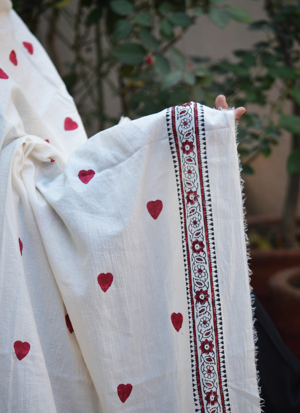 Cotton hand block print dupatta chadar 2.5 meter handmade with tassels and sea shells Pakistan