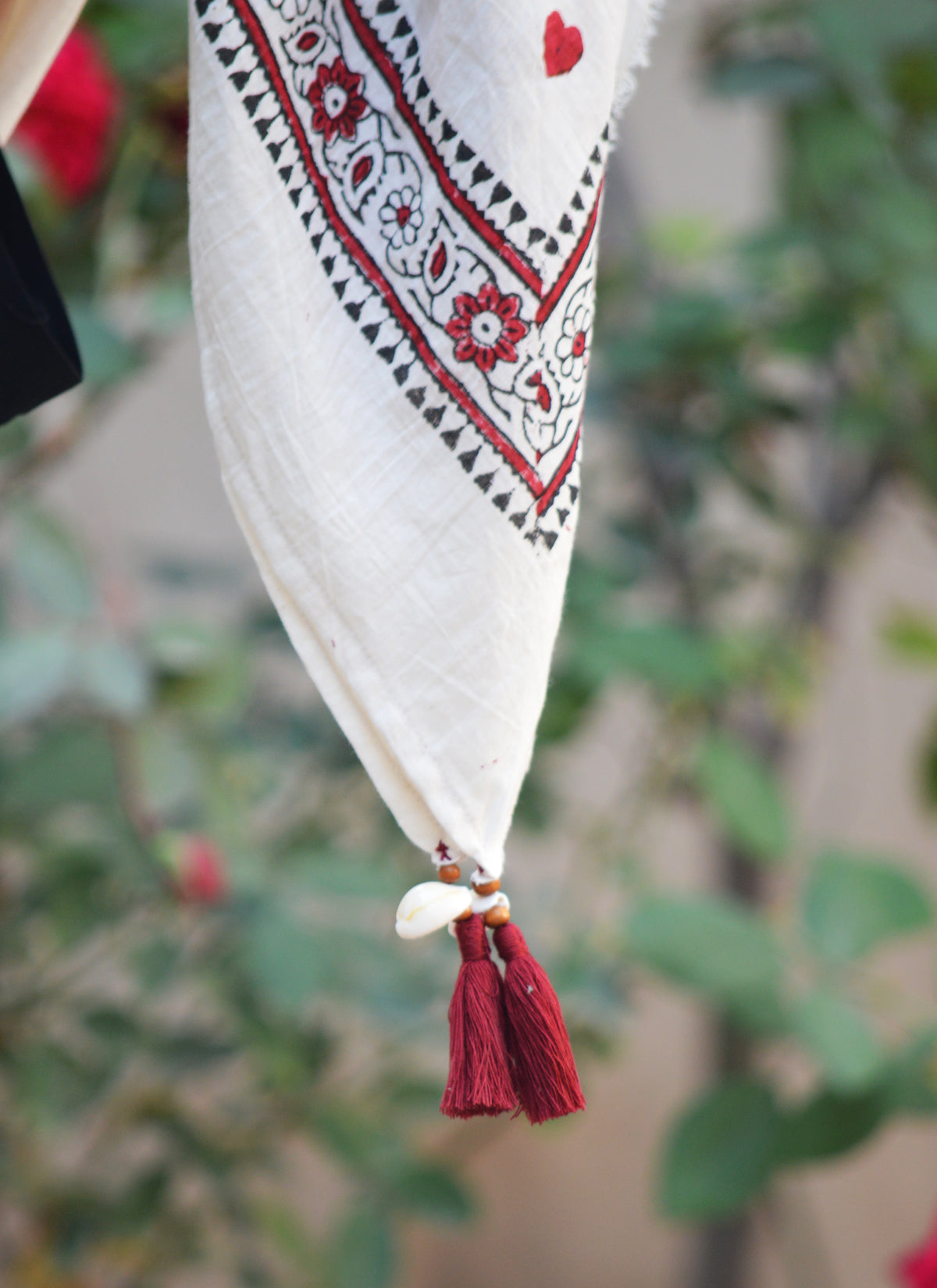 Artisan hand block printed cotton chadar with thread tassels Pakistan