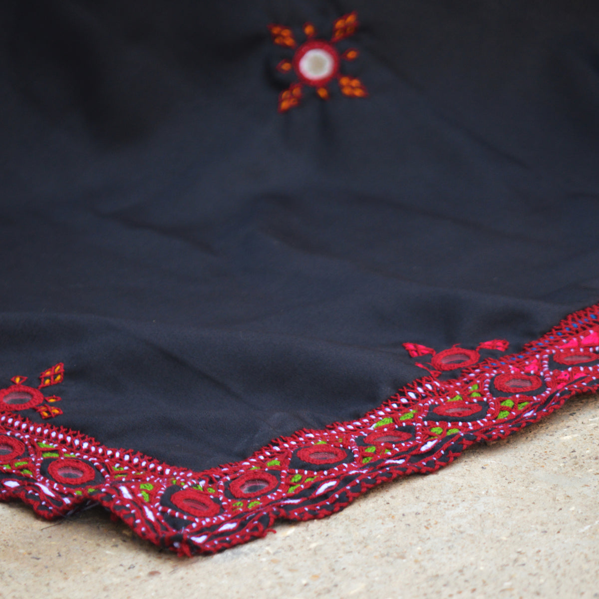 Multicolored Balochi Hand Embroidered Black Chaadar 51.5 × 84.5 Inches – Traditional Artisan Embroidery Shawl by Sartiyoon