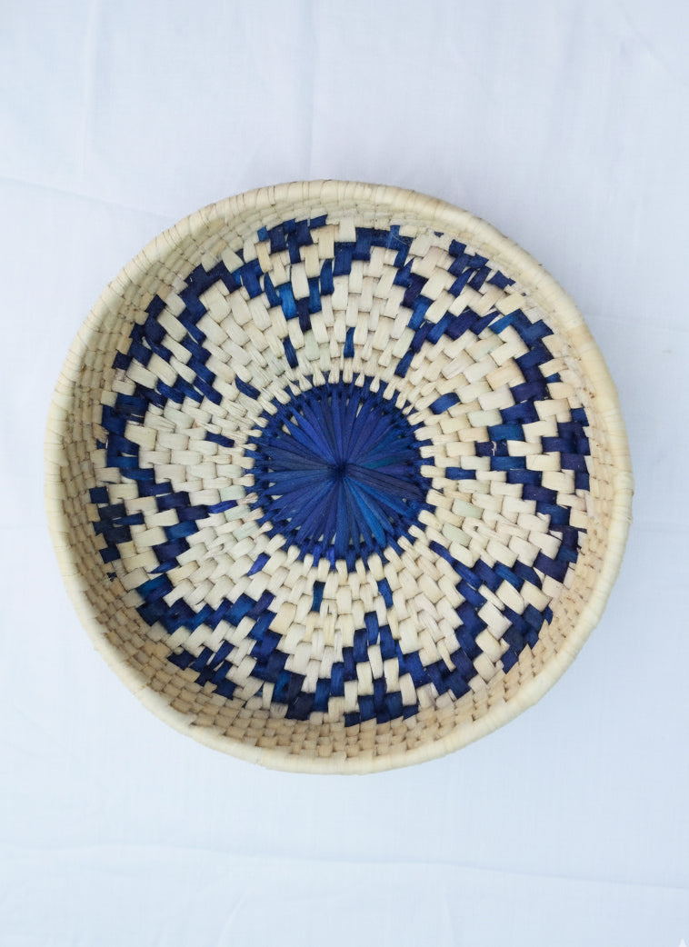 Blue palm leaf fruit basket geometrical floral design sustainable décor 11×3 in